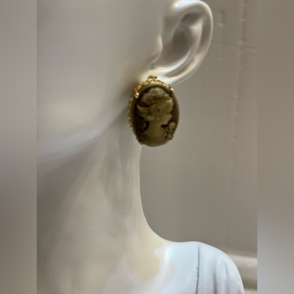 Elegant fantasy Cameo Earrings